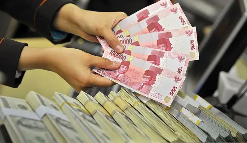 Nilai Tukar Rupiah Menguat Terhadap Dolar AS