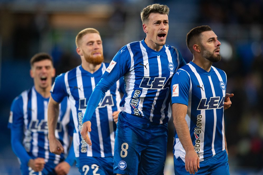 Prediksi Skor Compostela vs Deportivo Alaves, Copa Del Rey Musim 2024, 30 Oktober 2024