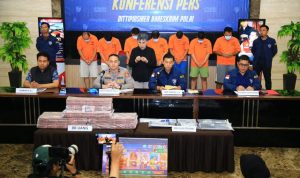 Polri mengamankan parara tersangka Judi Online slot 8278, BP/WI