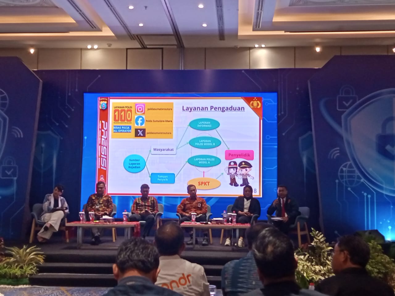Perwakilan Bank Indonesia Sumut, OJK, Kominfo RI dan Polda Sumut dalam kegiatan talkshow.(Istimewa).