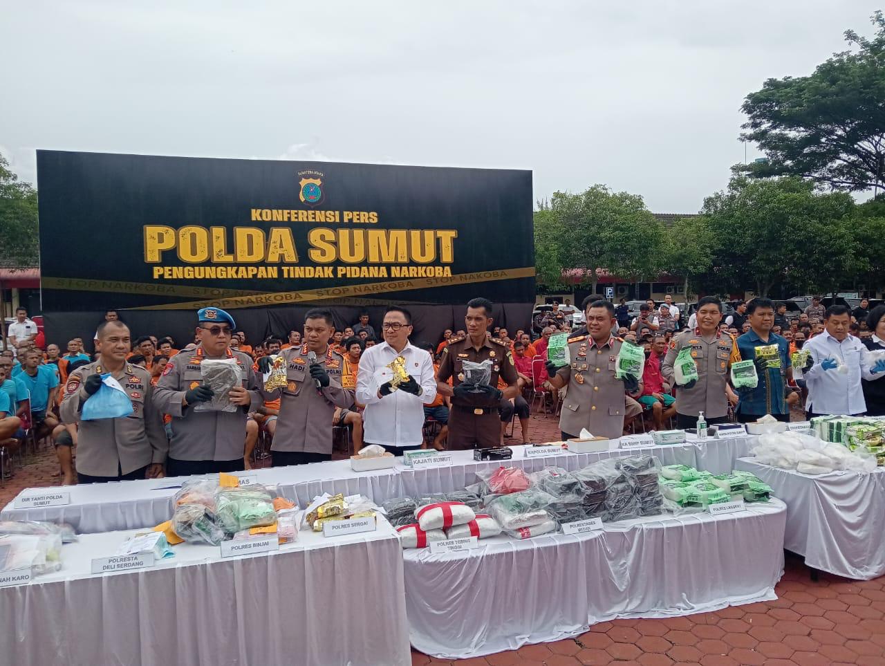 Kapolda Sumut memaparkan pengungkapan kasus penyalahgunaan narkoba.(Istimewa).