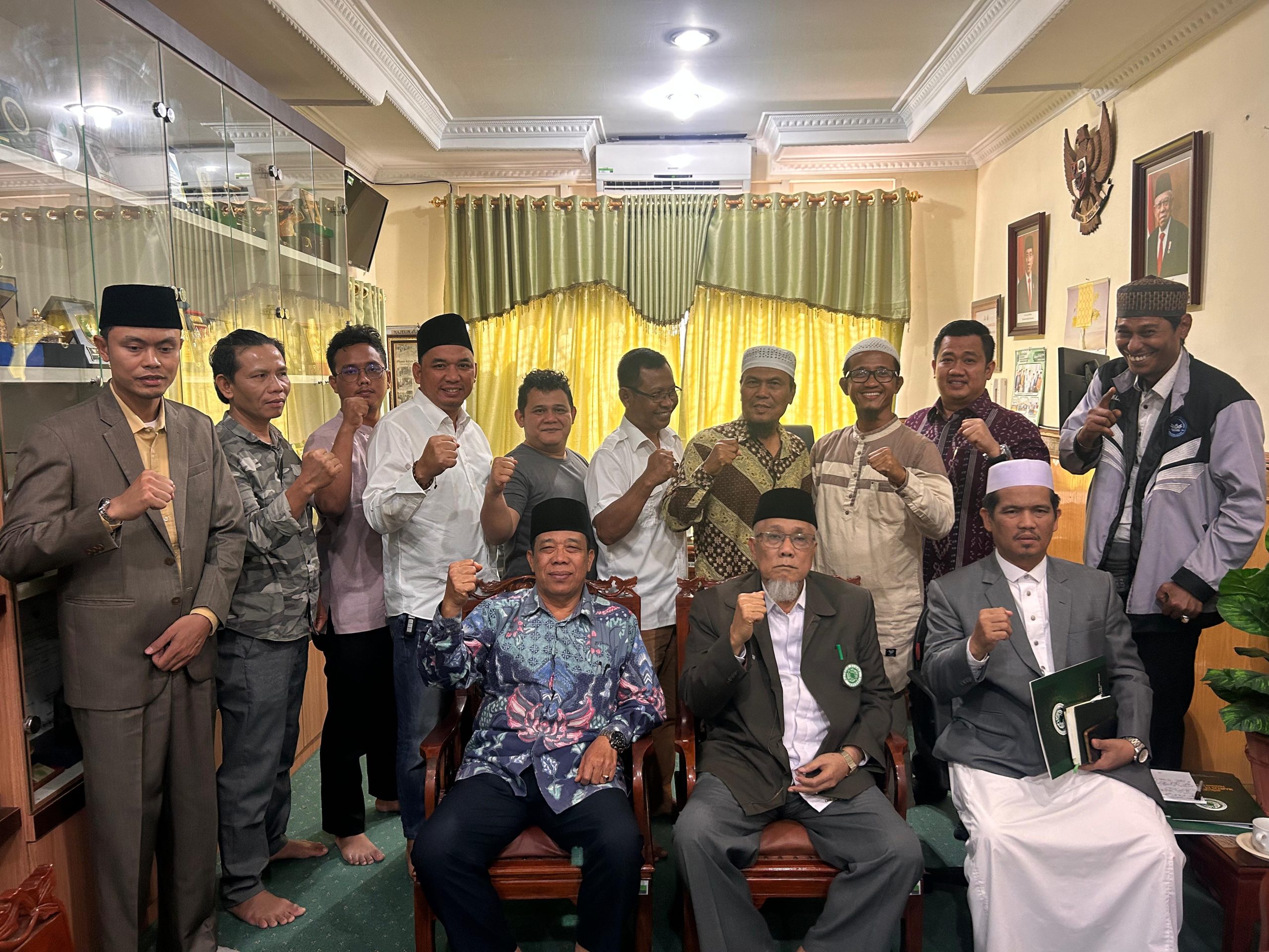Foto pengurus Gapai di kantor MUI Sumut