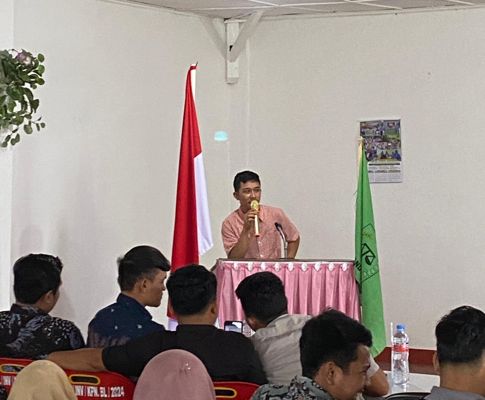 dewan pembina IPMI Paluta saat memberikan sambutan.