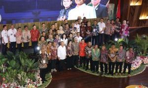 Pj Agus Fatoni menerima aset hibah untuk infrastruktur Sumut, BP/PWRT.