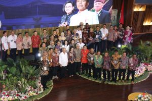 Pj Agus Fatoni menerima aset hibah untuk infrastruktur Sumut, BP/PWRT.