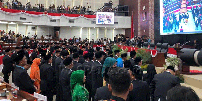 Dewan Perwakilan Rakyat Daerah (DPRD) Provinsi Sumatera Utara (Sumut) telah menetapkan sembilan fraksi dalam rapat paripurna