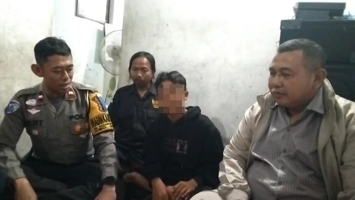 Sebuah video yang memperlihatkan seorang siswa SMP di Grati, Pasuruan, Jawa Timur, membantah gurunya menjadi viral di media sosial.