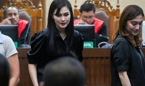 Aktris terkenal Sandra Dewi mengungkapkan fakta mengejutkan dalam persidangan terkait kasus dugaan korupsi tata niaga timah yang melibatkan suaminya