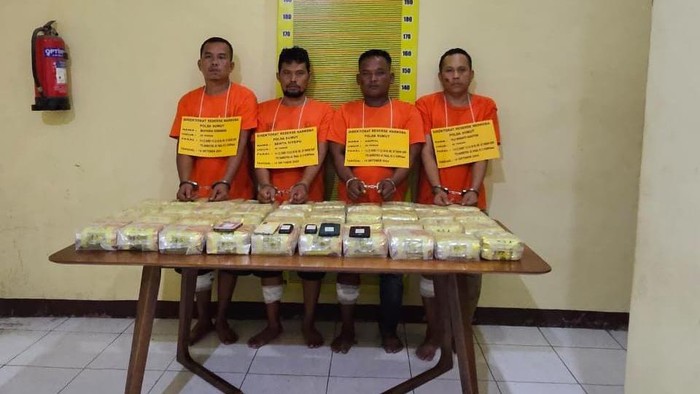 Pengedar Sabu 40 Kg Setelah Kejar-Kejaran di Medan