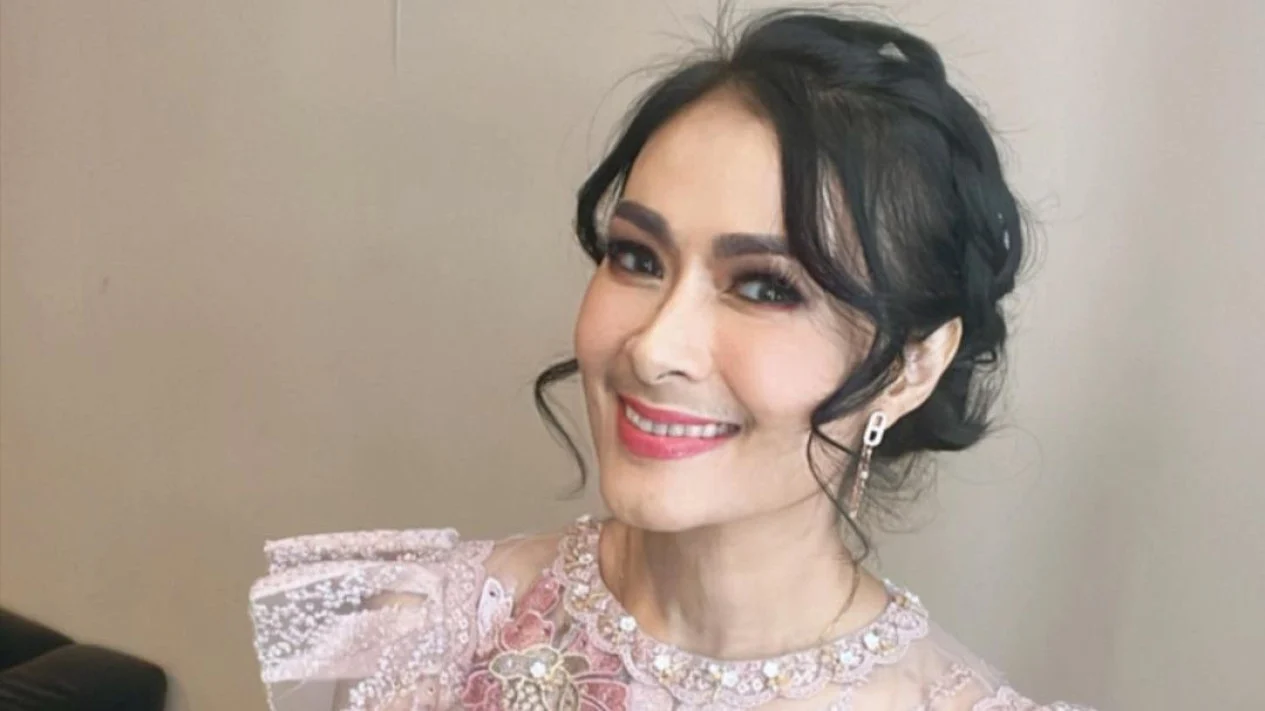 Penyanyi dangdut senior Iis Dahlia