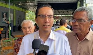 Calon Wali Kota Medan, Rico Waas, melakukan blusukan ke Pasar Tradisional Petisah