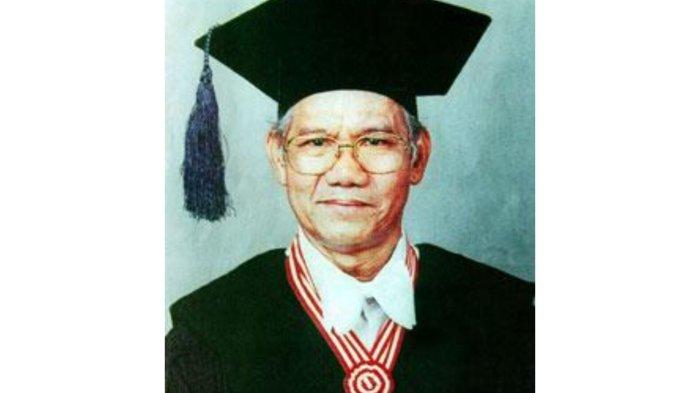Universitas Negeri Medan (Unimed) mengusulkan Prof. Dr. Rer nat Midian Sirait sebagai pahlawan nasional dari Sumatera Utara