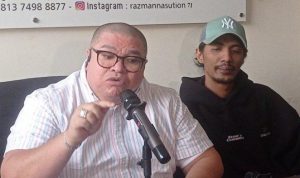 Konflik antara aktris Nikita Mirzani dan TikTokers Vadel Badjideh terus memanas dan kini melibatkan keluarga Badjideh.