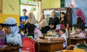 Sekolah gratis, baik swasta maupun negeri, akan menjadi prioritas dalam Anggaran Pendapatan dan Belanja Daerah (APBD) 2025 oleh DPRD DKI Jakarta