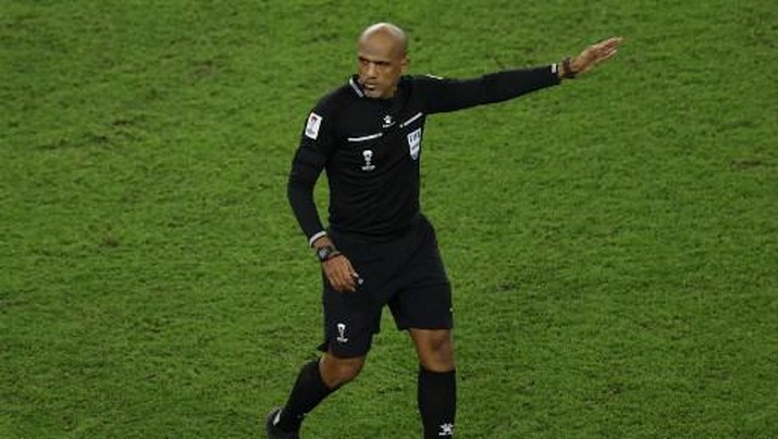 wasit asal Oman, Ahmed Al Kaf