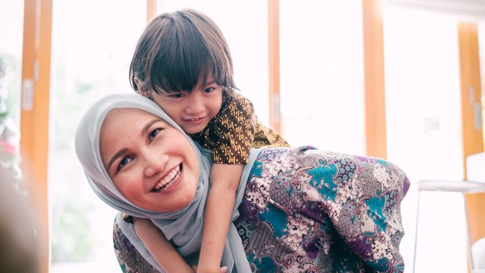 Strategi Mendidik Anak Cerdas dan Sukses
