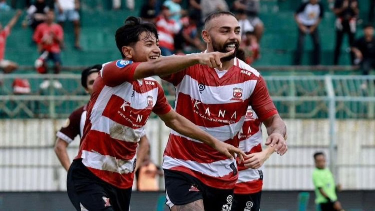 Prediksi Skor Madura United vs PSIS Semarang, BRI Liga 1 Musim 2024/2025