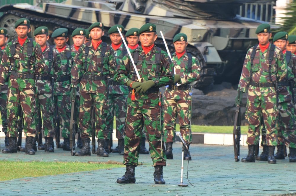 Para TNI yang sedang melaksanakan upacara kesaktian pancasila, BatakPos/TAD