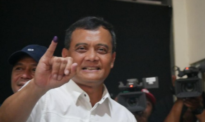 Data Quick Count Pilgub Jateng: Luthfi dan Yasin Raih Suara Terbanyak (CNN Indonesia)