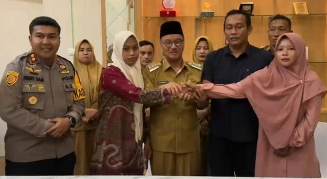 Di Balik Somasi: Guru Honorer Supriyani Ungkap Kronologi Lengkap Kasus yang Menggemparkan Konawe Selatan (TRIBUNNEWS.COM)