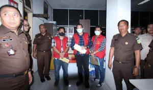 Tiga tersangka kasus penataan Situs Benteng Putri Hijau resmi ditahan oleh penyidik Kejati Sumut, BP/VV.