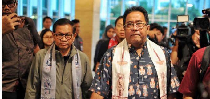 Pramono-Rano Klaim Kemenangan, Rumah Pemenangan Dibanjiri Karangan Bunga