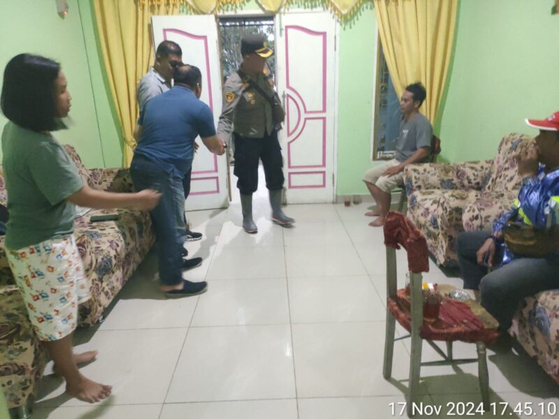 Aksi Warga di Rumah Kepala Desa Bosar Nauli Berujung Panas