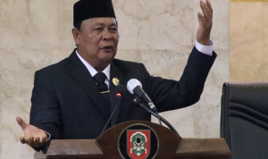 Paman Birin Kembali Tampil di Depan ASN Kalimantan Selatan Sehari Menjelang Pembacaan Putusan Praperadilan: Klarifikasi atau Isyarat (Detikcom)