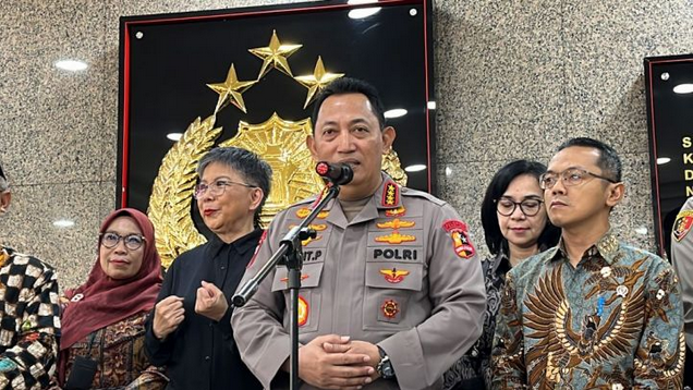 Kapolri Dorong Mediasi dalam Kasus Pendidisiplinan Siswa (CNN Indonesia)