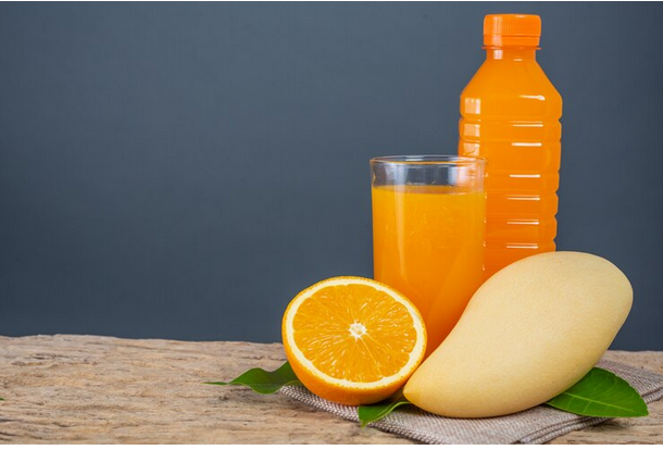 Kesehatan Terjaga dengan Jus Mangga: Yuk, Coba di Musim Mangga Ini! (Freepik)