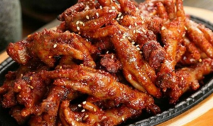 Mitos atau Fakta: Ceker Ayam, Sumber Kolagen Alami untuk Kulit Awet Muda? Ungkap Kebenarannya di Sini! (KOMPAS.com)