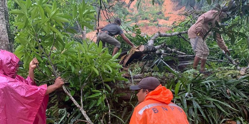 Empat Korban Longsor di Desa Harang Julung Ditemukan Meninggal Dunia