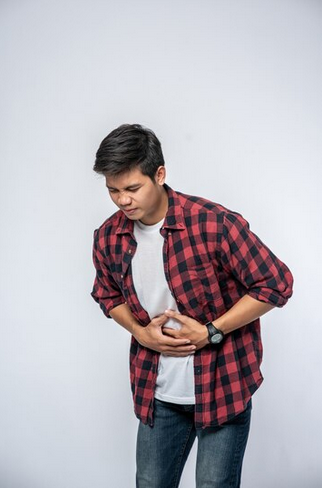 Generasi Muda Waspadai Kanker Usus Besar, Ini Gejala yang Harus Diketahui (Freepik)