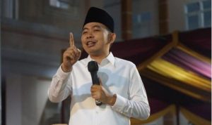 Gus Fawait Gagal Jawab Pertanyaan Hendy Tentang Perselingkuhan ASN di Debat Pilkada (SERU.co.id)