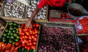 Harga Komoditas Pangan Naik di Tingkat Pedagang Eceran, Bapanas Catat Kenaikan Harga Cabai Rawit Merah dan Bawang Merah