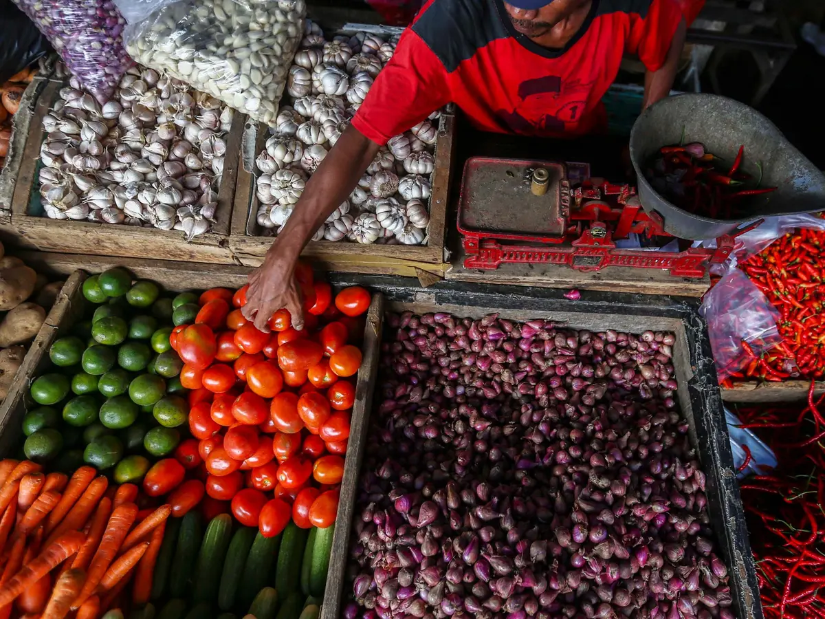Harga Komoditas Pangan Naik di Tingkat Pedagang Eceran, Bapanas Catat Kenaikan Harga Cabai Rawit Merah dan Bawang Merah