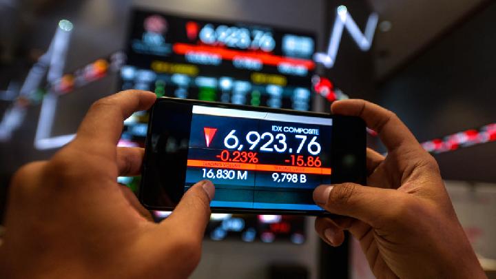 IHSG Melemah di Bursa Efek Indonesia Hari Ini
