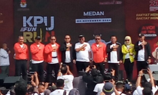 KPU Sumut Agus Arifin bersama dengan Komisioner dan pemerintah daerah dalam kegiatan Fun Run.(Istimewa).