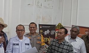 Ketua KPU Sumut Agus Arifin dan Karo Operasional Polda Sumut Kombes Togi.(Istimewa).