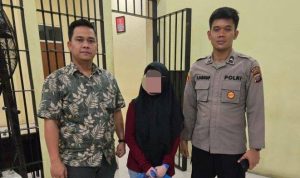 Saat ini, HM telah ditahan di Direktorat Siber Polda Sumut untuk menjalani proses hukum lebih lanjut. Direktorat Siber Polda Sumut menangkap wanita berinisial HM dari Medan, yang diduga mempromosikan lima situs judi online di Instagram, BP/TRBN.