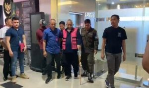 Kejaksaan Agung menangkap mantan Dirjen Perkeretaapian Kemenhub, Prasetyo Boeditjahjono, terkait kasus dugaan korupsi proyek jalur kereta api Besitang-Langsa pada 2017-2023, Minggu (3/11/2024), BP/TRBN.
