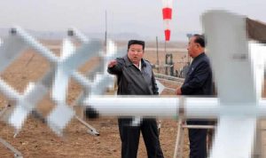 Kim Jong Un perintahkan produksi massal drone bunuh diri Korea Utara
