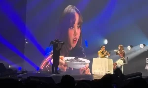 Lisa BLACKPINK Tampilkan Aksi Memukau di Fan Meetup Jakarta