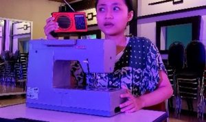 Mengeksplor Makna Demokrasi Melalui Monolog Lomba Monolog Karnaval Sastra 2024 Universitas Negeri Malang (Najma Salma Nazila)