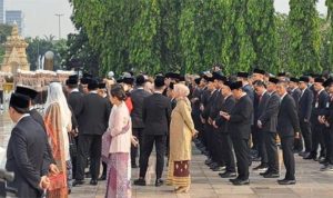 Menteri Kabinet Merah Putih Hadiri Upacara Peringatan Hari Pahlawan 2024