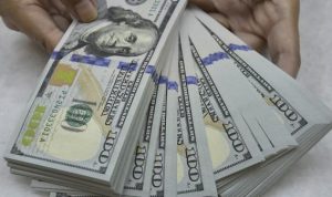 Kurs Rupiah Turun 16 Poin, Dolar AS Diperdagangkan di Rp16.085
