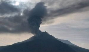 PVMBG Pantau Erupsi Gunung Lewotobi Laki-Laki, Warga Diimbau Waspada