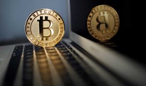 Pasar Kripto Melemah Jelang Pemilihan Presiden AS, Bitcoin dan Ethereum Tertekan