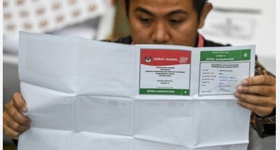Pencoblosan Pilkada Serentak Libur Nasional Demi Hak Pilih Rakyat ( CNN Indonesia )