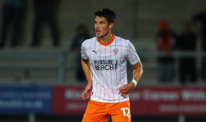 Prediksi Skor Harrogate Town vs Blackpool, EFL Trophy Musim 2024-2025, 13 November 2024